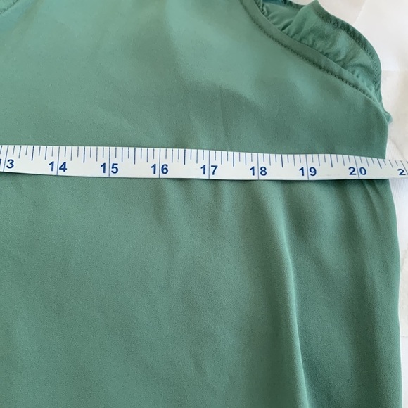 LOFT Sage Green High/Low Sleeveless Blouse w/ Slight Ruffle Details. Size Medium - Picture 8 of 9